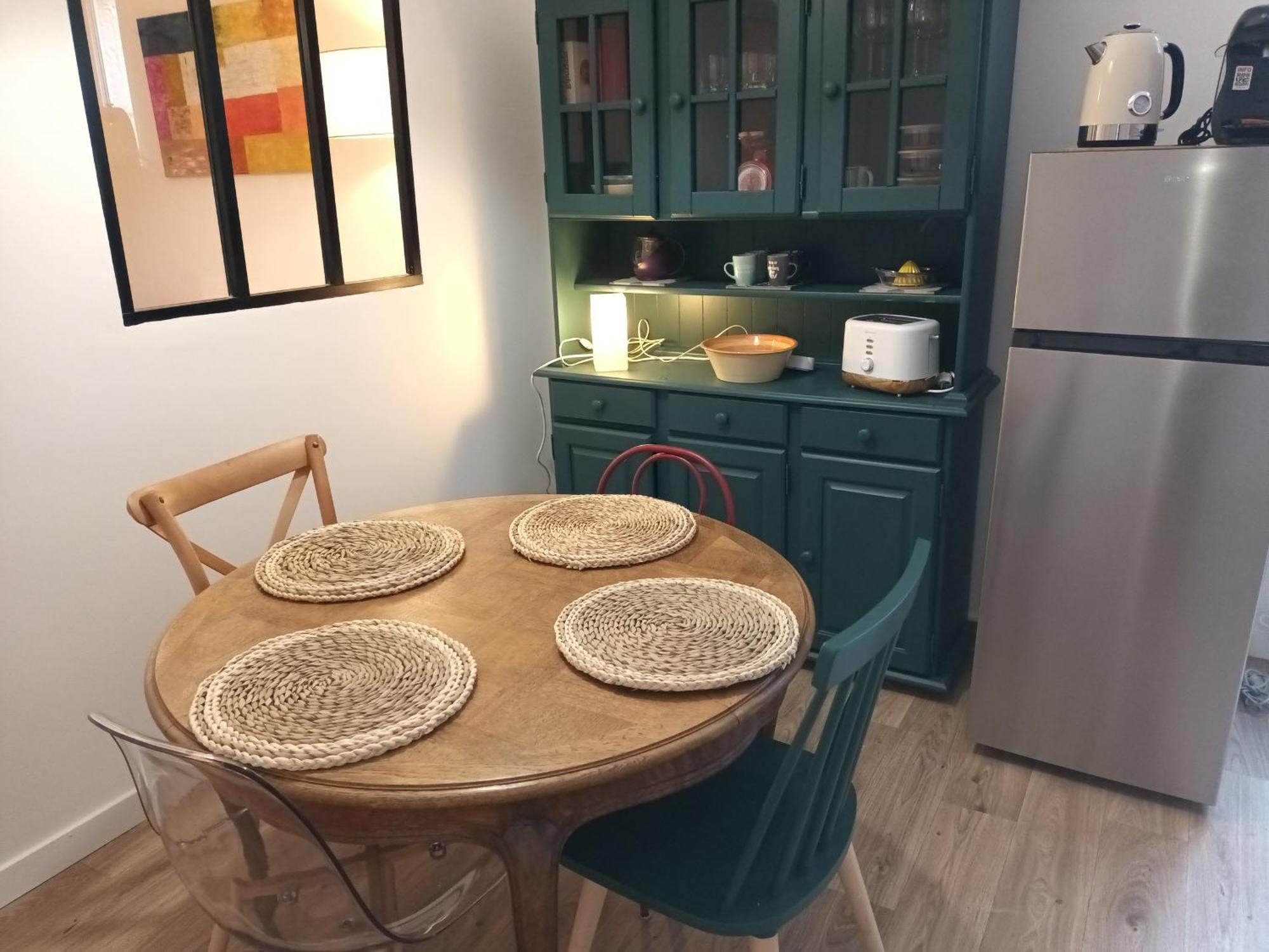 Appartement T2 Renove, Centre-Ville Hendaye, Proche Baie, Sans Ascenseur, Balcon, Calme, Wifi Non Inclus - Fr-1-239-850 Eksteriør billede